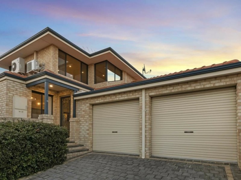 2/9 Henrietta Court, Coogee WA 6166