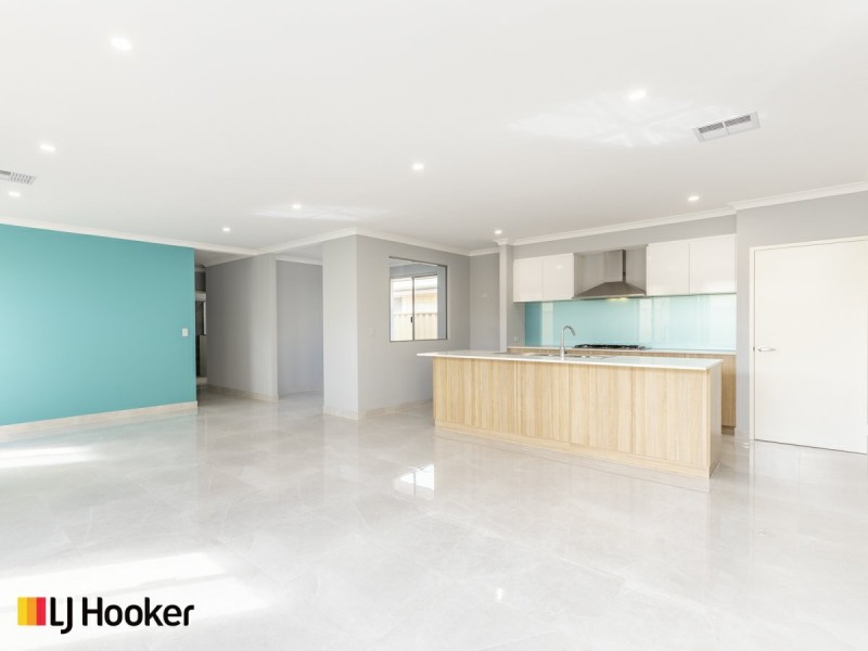 37 Lewisham Vista, Success WA 6164