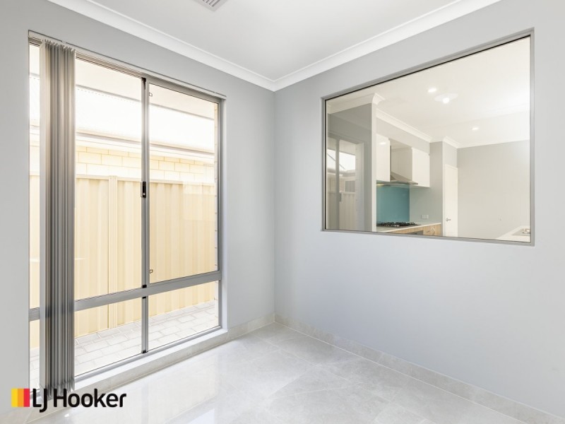 37 Lewisham Vista, Success WA 6164