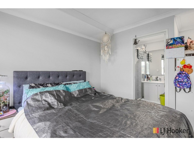 7 Fallon Place, Seville Grove WA 6112