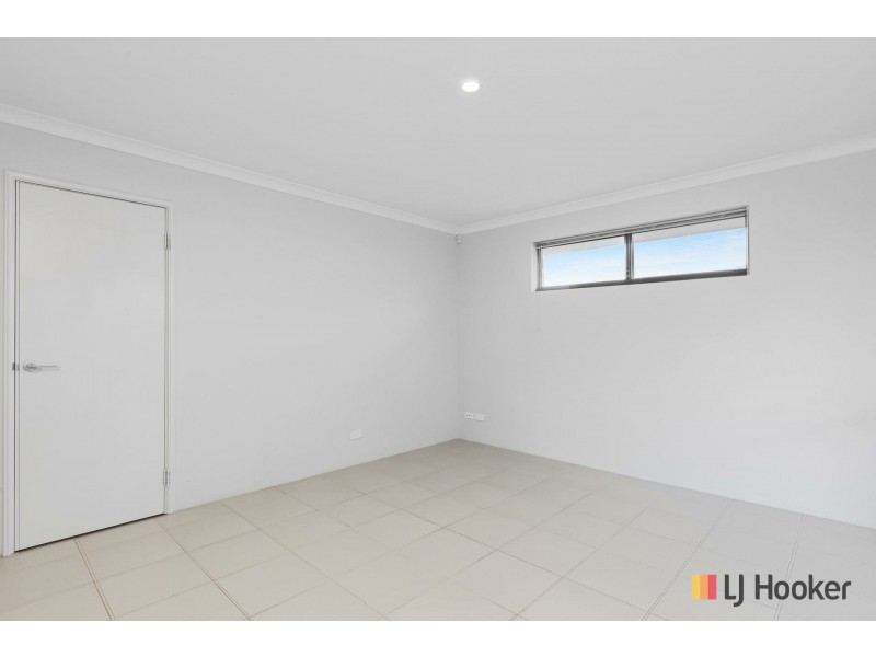 7 Fallon Place, Seville Grove WA 6112