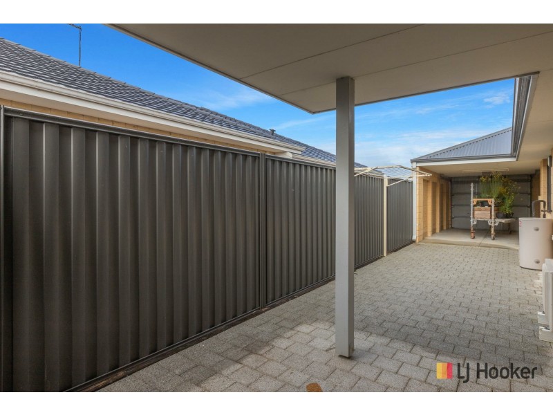 7 Fallon Place, Seville Grove WA 6112