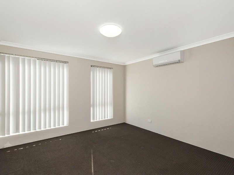 13 Chesapeake Way, Currambine WA 6028