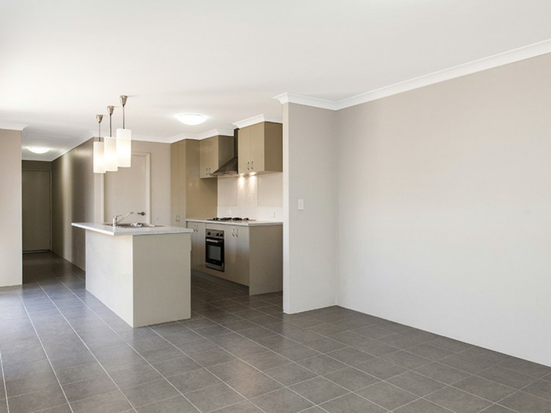13 Chesapeake Way, Currambine WA 6028
