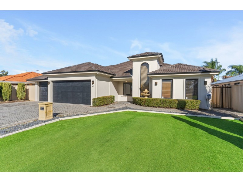 18 Hockley Loop, Canning Vale WA 6155