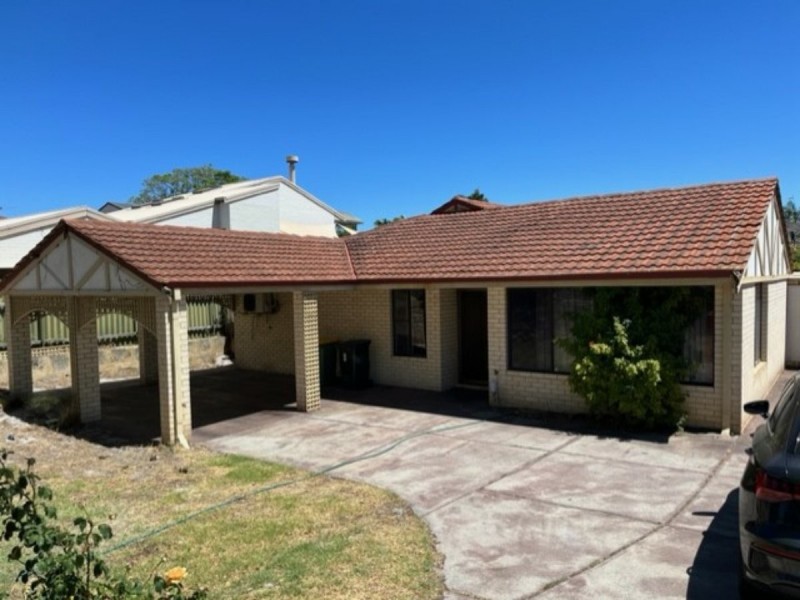 8 Doric Street, Shelley WA 6148