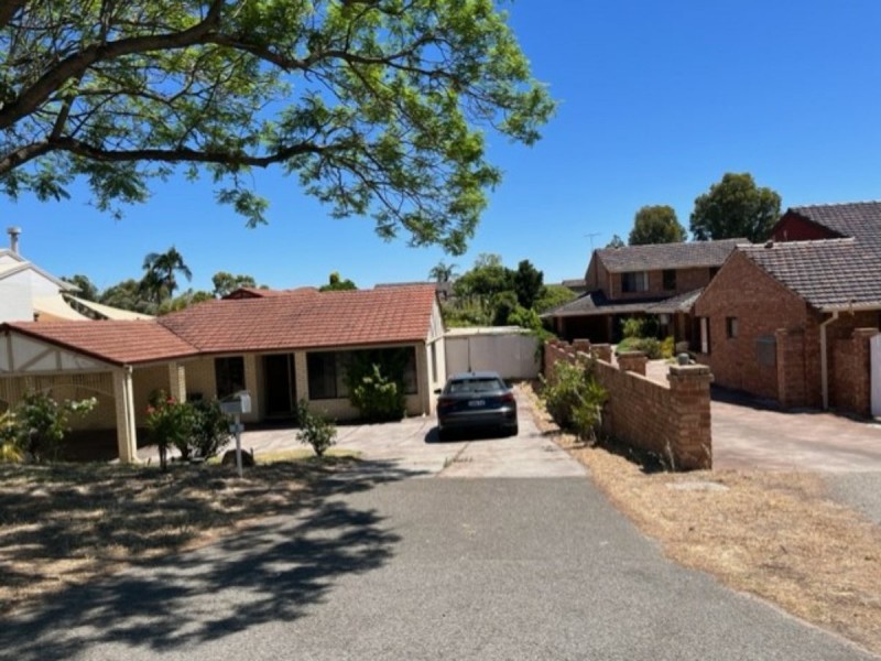 8 Doric Street, Shelley WA 6148