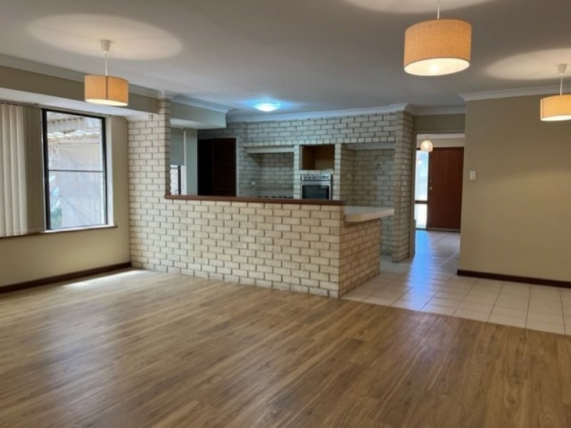 8 Doric Street, Shelley WA 6148