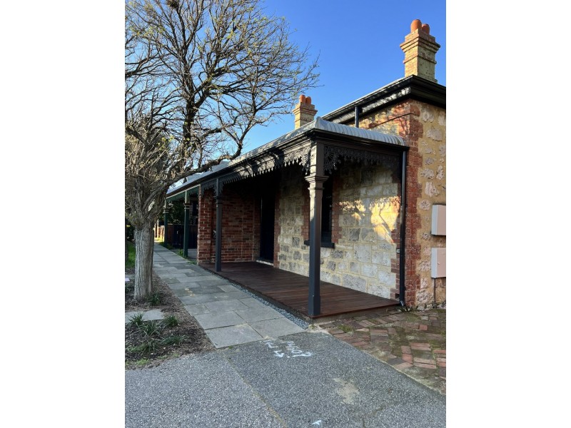 2 Pearse Street, North Fremantle WA 6159