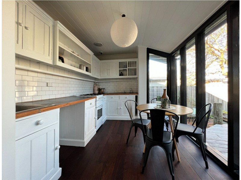 2 Pearse Street, North Fremantle WA 6159