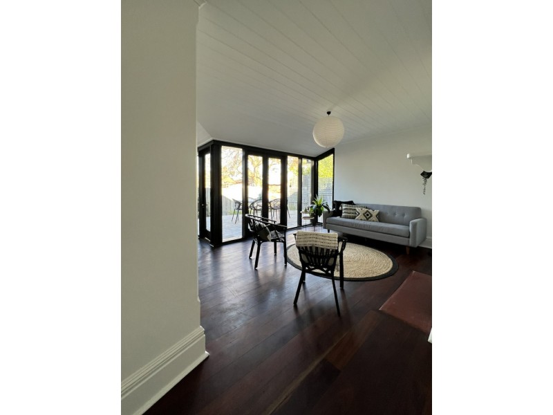 2 Pearse Street, North Fremantle WA 6159