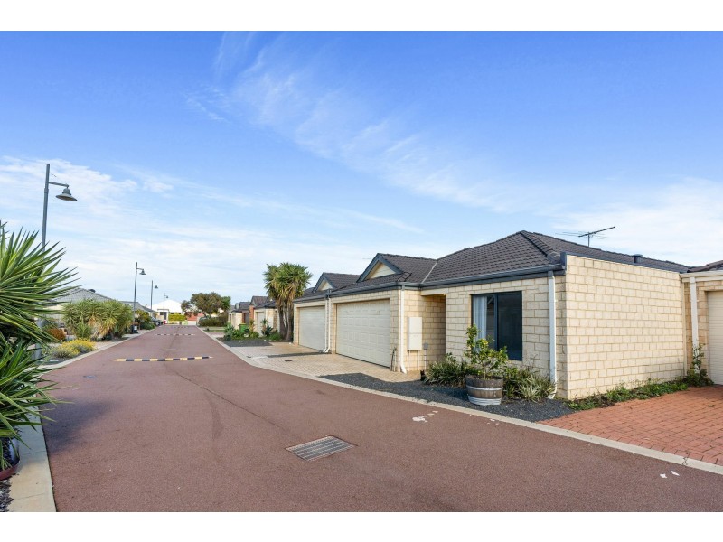 Unit 16/1 Cottonwood Drive, Baldivis WA 6171