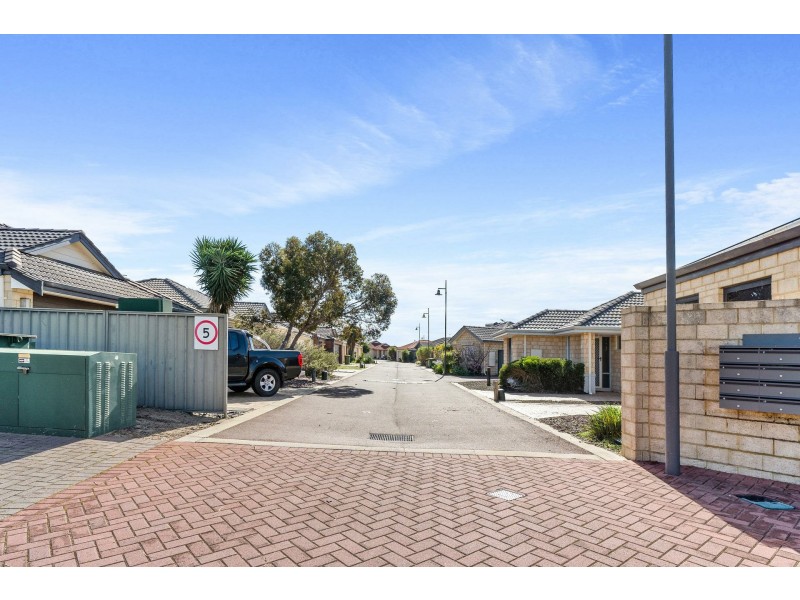 Unit 16/1 Cottonwood Drive, Baldivis WA 6171