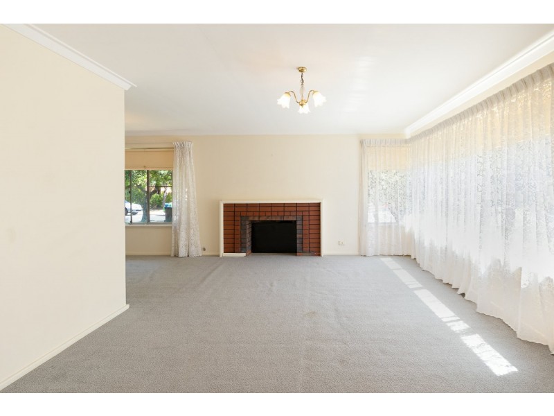 29 Roebuck Drive, Salter Point WA 6152