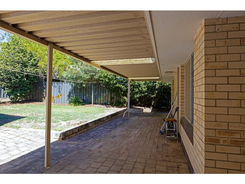 29 Roebuck Drive, Salter Point WA 6152