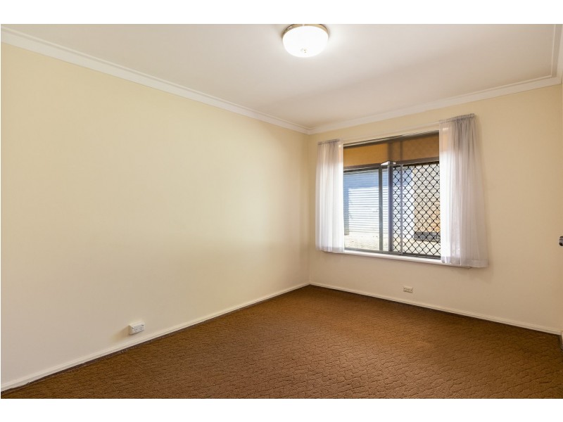 29 Roebuck Drive, Salter Point WA 6152