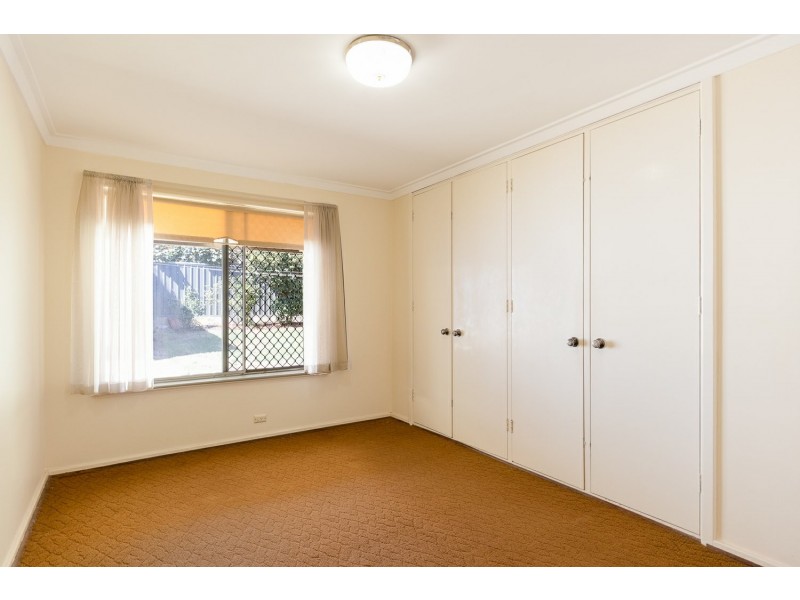 29 Roebuck Drive, Salter Point WA 6152