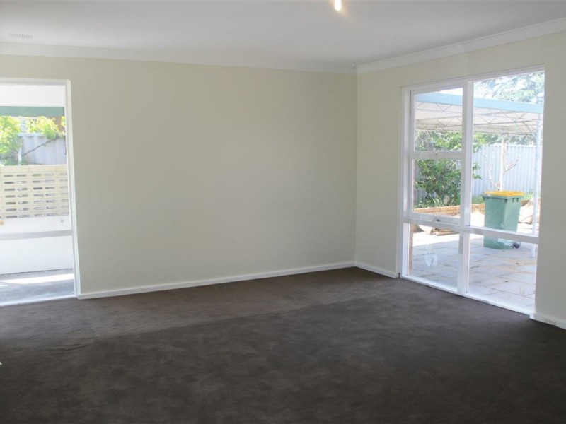 65 Lynwood Avenue, Lynwood WA 6147