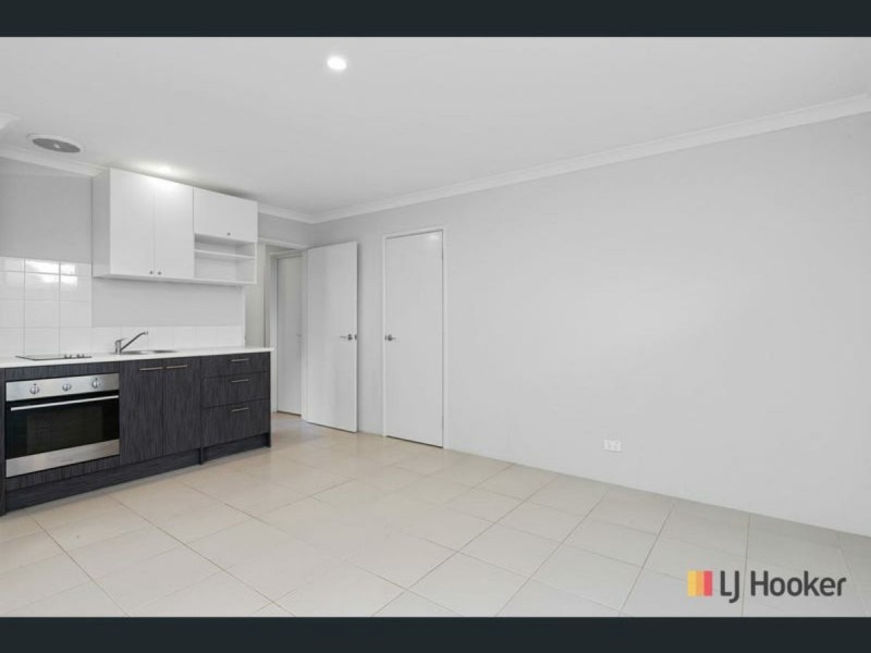 7b Fallon Place, Seville Grove WA 6112