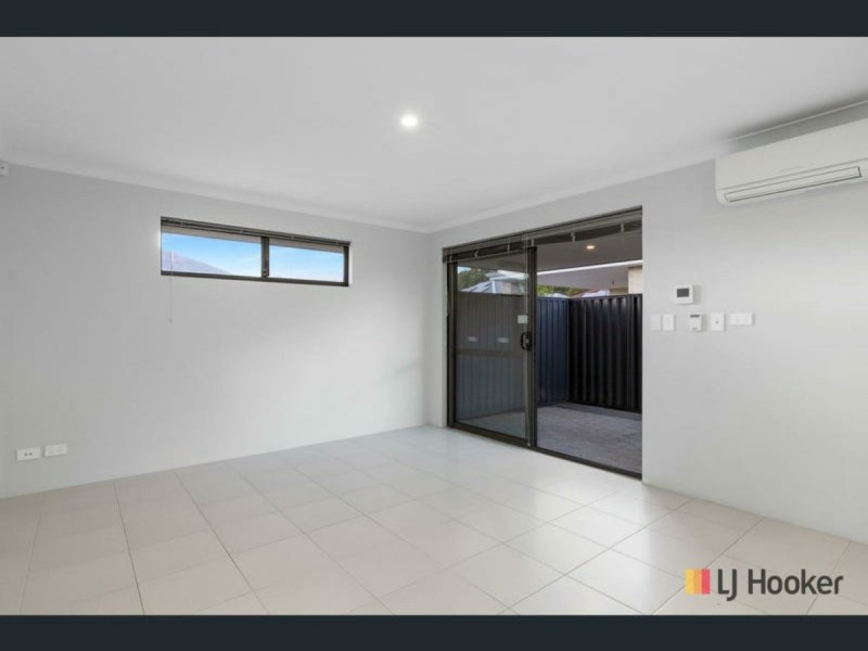 7b Fallon Place, Seville Grove WA 6112