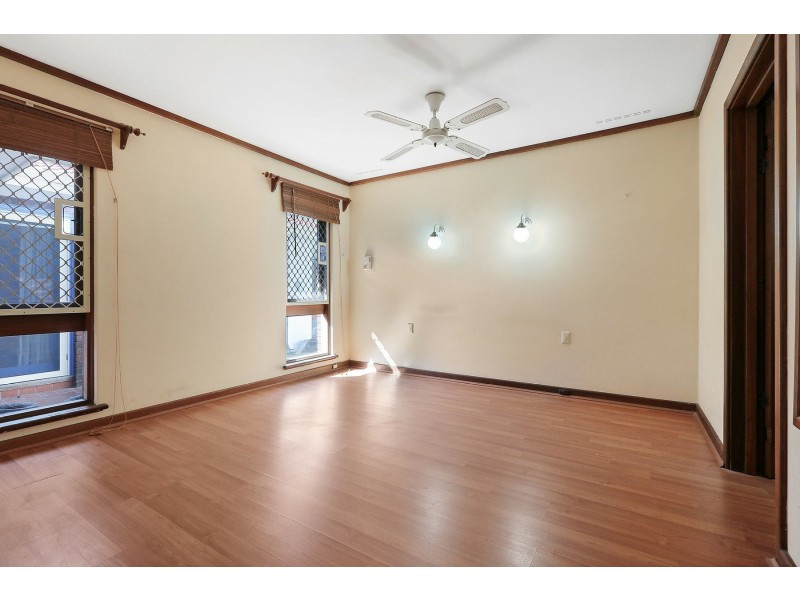 6 Rosalind Court, Rossmoyne WA 6148