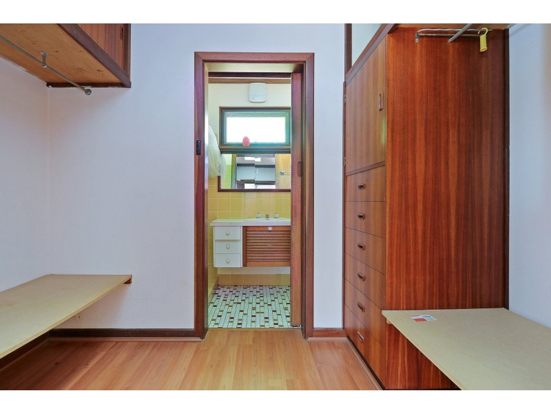 6 Rosalind Court, Rossmoyne WA 6148