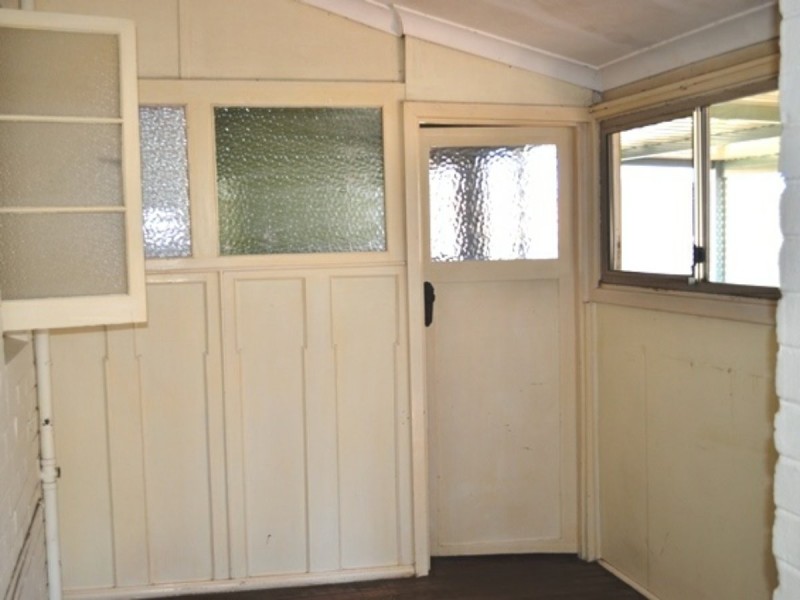 5 Kemmish Crescent, Melville WA 6156