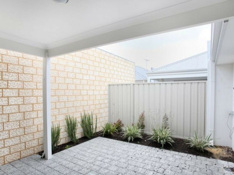 9/18 Gowrie Approach, Canning Vale WA 6155