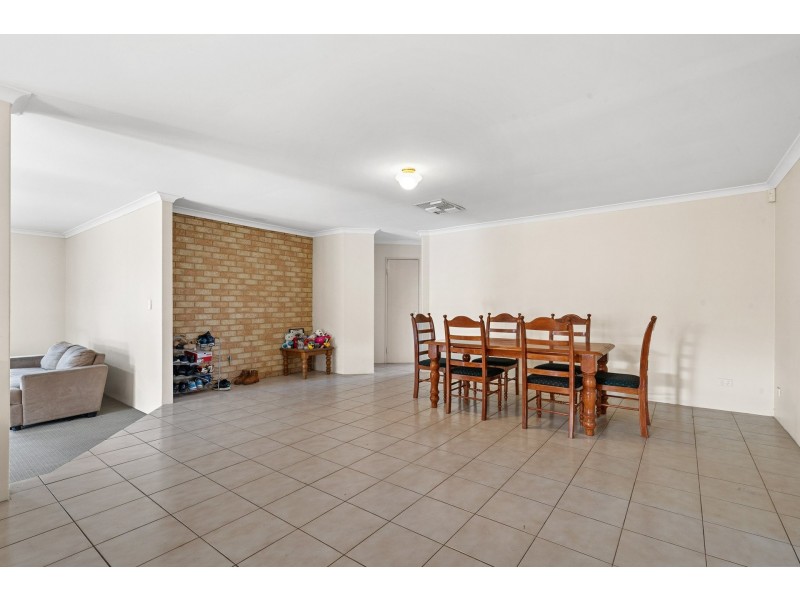 13 Young Lane, Parkwood WA 6147