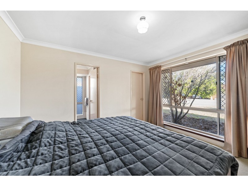 13 Young Lane, Parkwood WA 6147