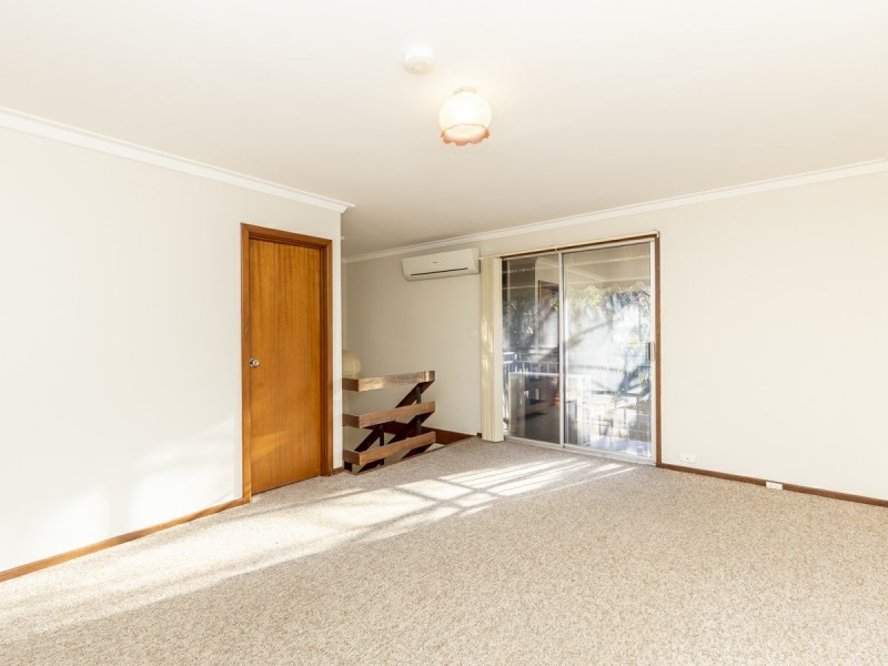 9/19 Freesia Way, Willetton WA 6155