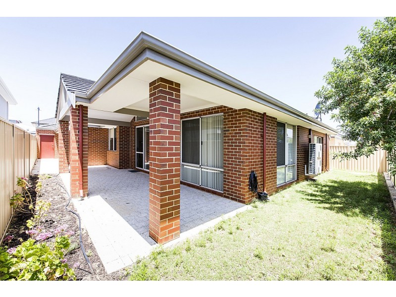 10 Cervara Avenue, Stirling WA 6021