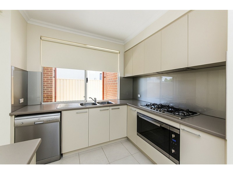 10 Cervara Avenue, Stirling WA 6021