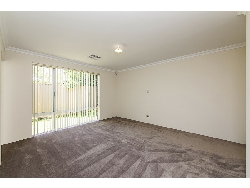 10 Cervara Avenue, Stirling WA 6021