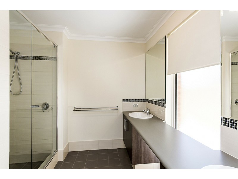 10 Cervara Avenue, Stirling WA 6021