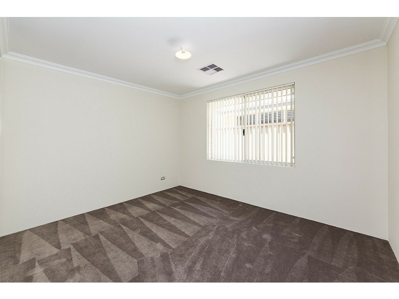 10 Cervara Avenue, Stirling WA 6021