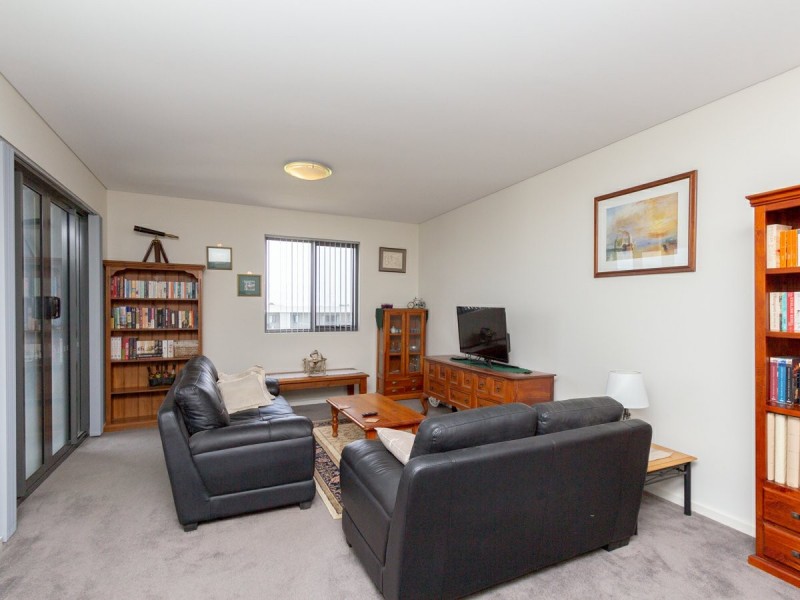Apartment 124/10 Sleeper Lane, Cockburn Central WA 6164