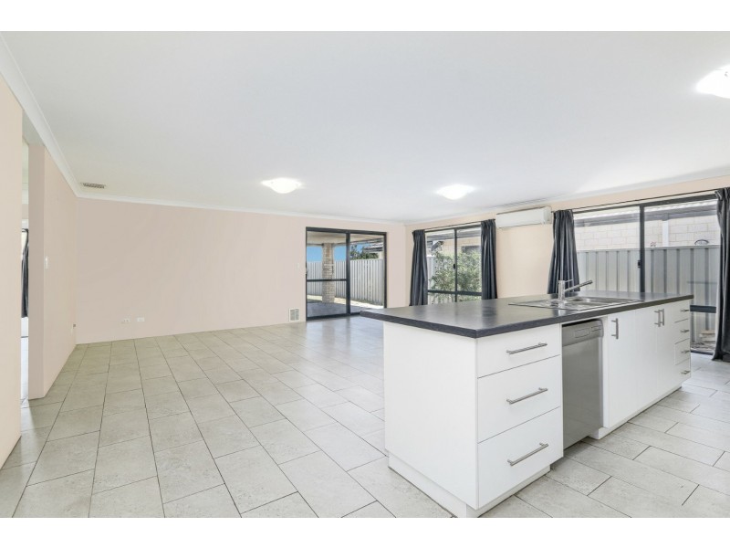 13 London Link, Aubin Grove WA 6164