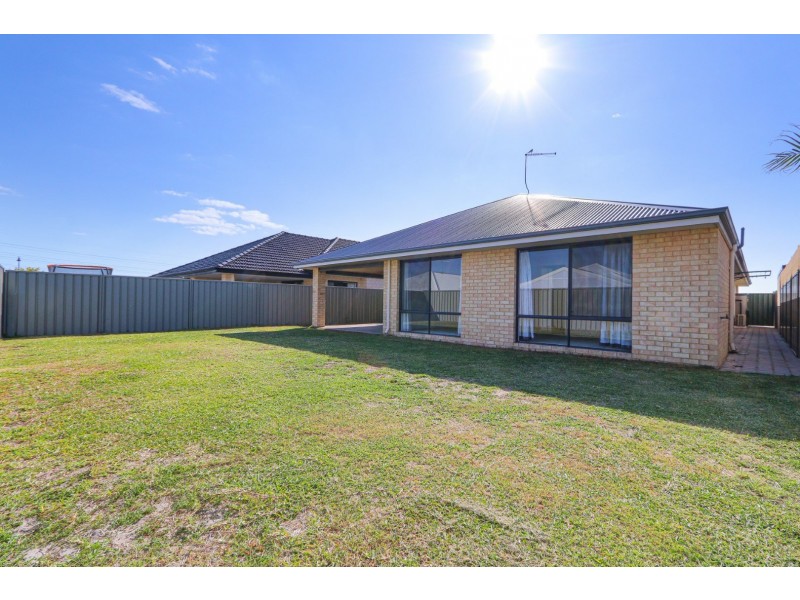13 London Link, Aubin Grove WA 6164