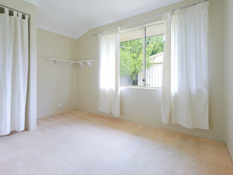 13 Serpentine Rise, Success WA 6164