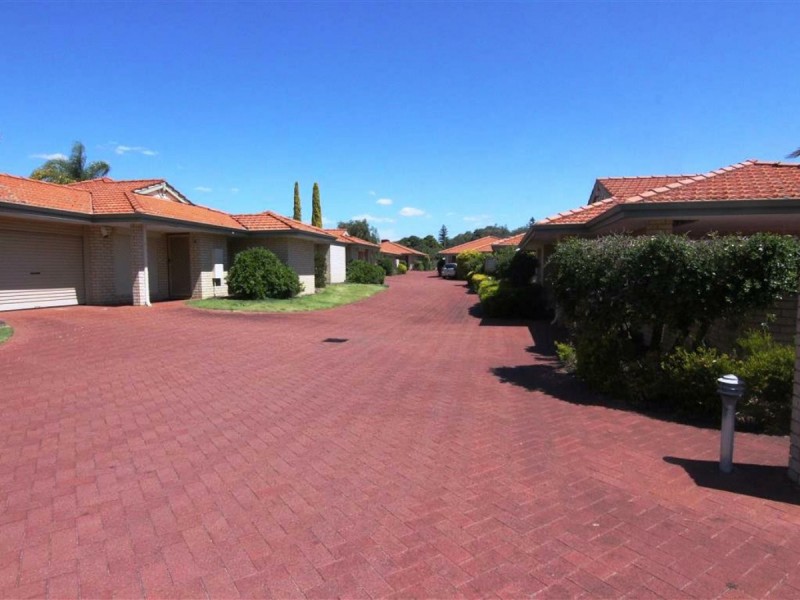 6/15 Summer Place, Thornlie WA 6108