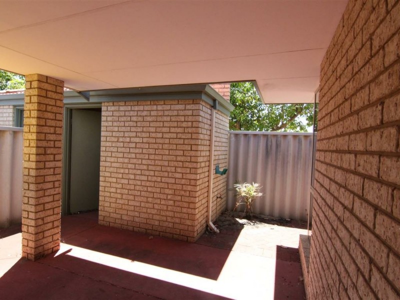 6/15 Summer Place, Thornlie WA 6108