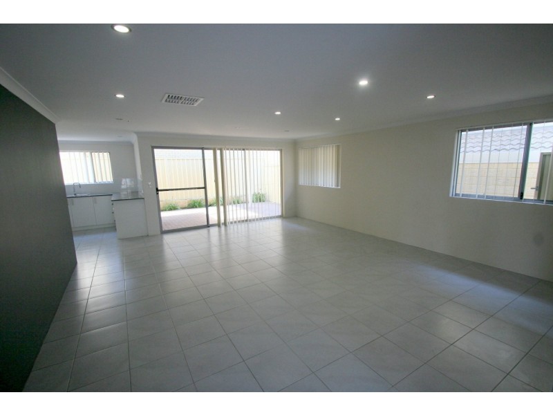 2/395 Albert Street, Balcatta WA 6021