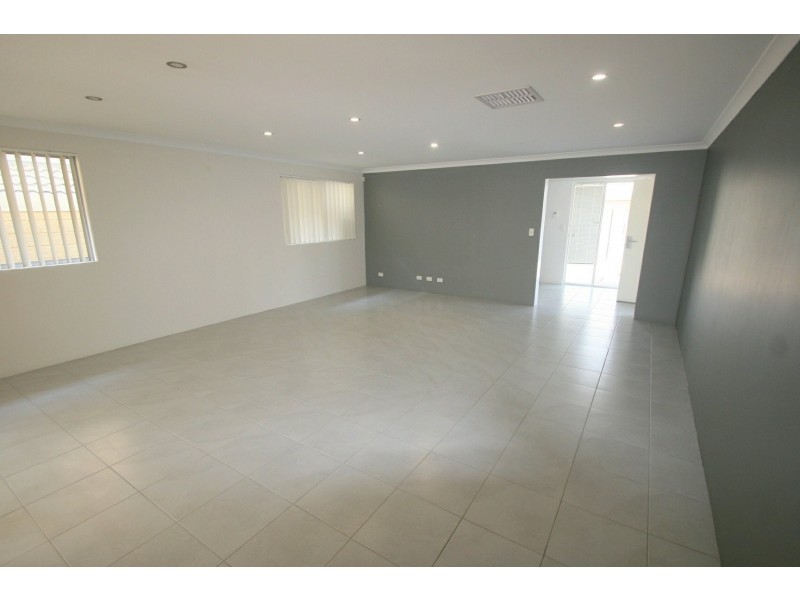 2/395 Albert Street, Balcatta WA 6021