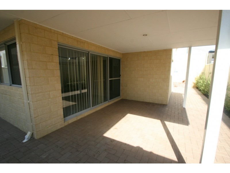 2/395 Albert Street, Balcatta WA 6021