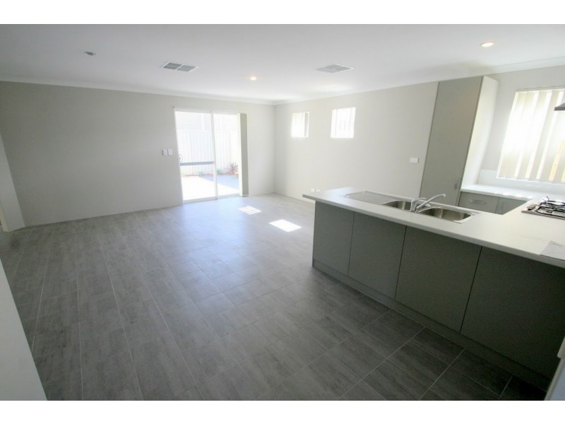 6/48 Grey Street, Cannington WA 6107