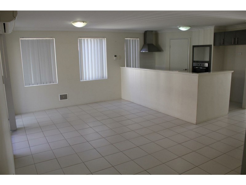 6/54 Sixth Road, Armadale WA 6112