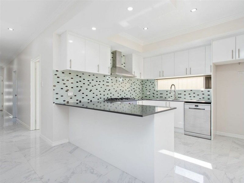 21 Conference Drive, Success WA 6164