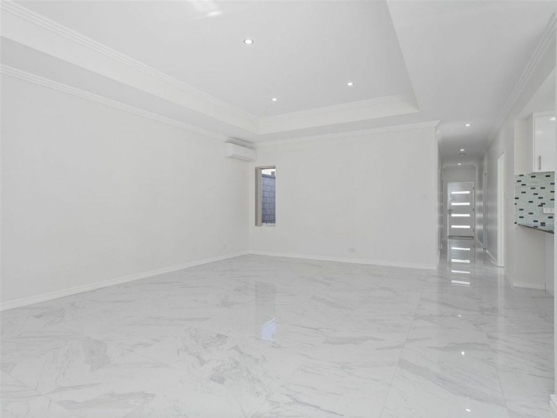 21 Conference Drive, Success WA 6164