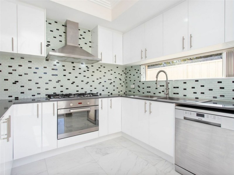 21 Conference Drive, Success WA 6164